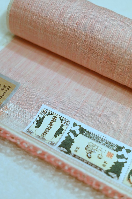 本場結城紬/飛び百細工・捩じり梅