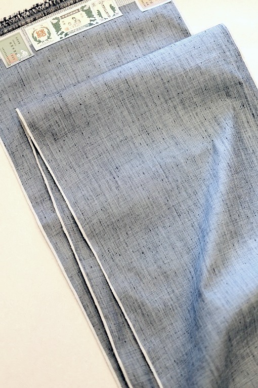 本場結城紬/飛び百細工・捩じり梅