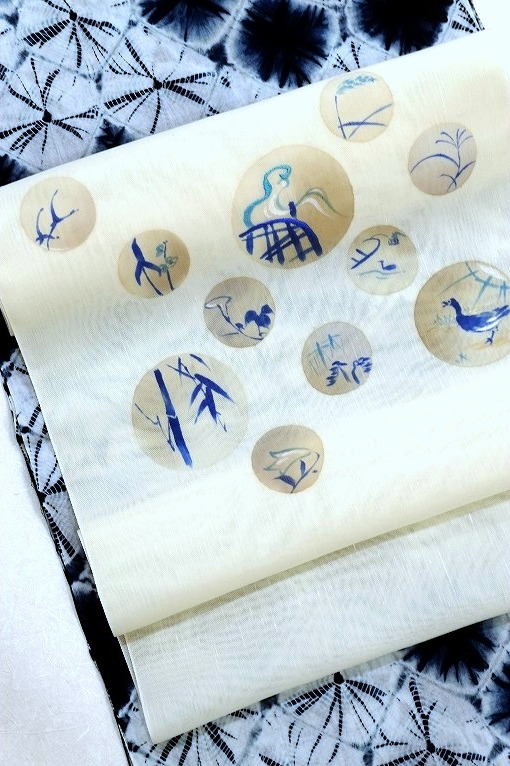 有松鳴海絞り 華やか 菊葉 手蜘蛛絞り 一部しつけ付き 手縫い濃紺 美品 有松鳴海絞り 華やか 菊葉 手蜘蛛絞り 一部しつけ付き 手縫い